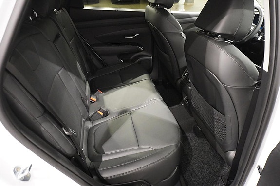 Hyundai Tucson 8 of 19