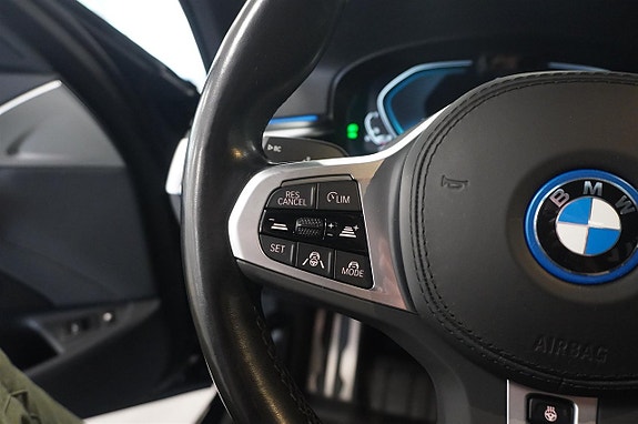 BMW 530e 16 of 16