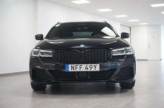 BMW 530e 5 of 16
