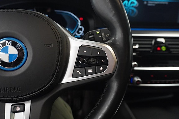 BMW 530e 15 of 16
