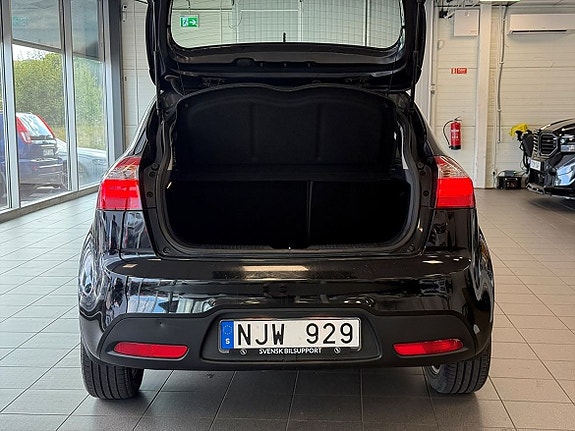 Kia Rio 14 of 14