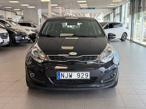 Kia Rio 7 of 14