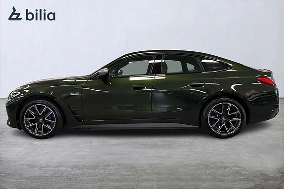 BMW i4 3 of 18