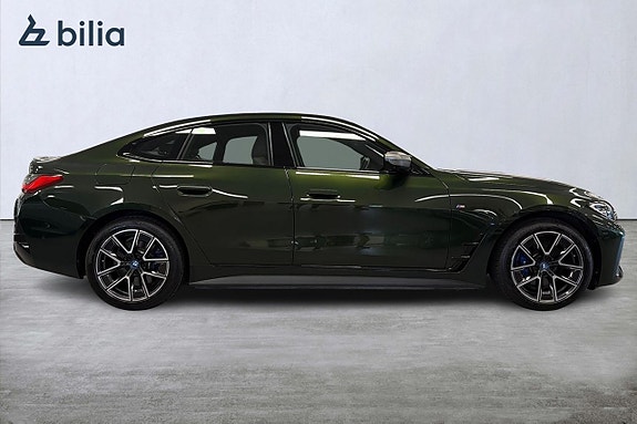 BMW i4 16 of 18