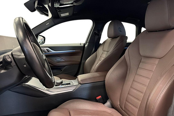 BMW i4 12 of 18