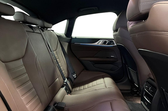 BMW i4 7 of 18