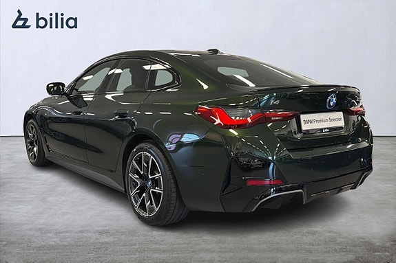 BMW i4 2 of 18