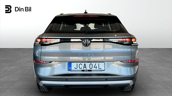 Volkswagen T-Roc 5 of 13