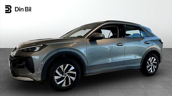 Volkswagen T-Roc 2 of 13