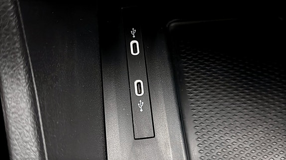 Volkswagen Caddy Maxi 17 of 18