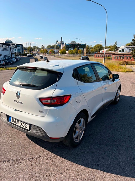 Renault Clio 3 of 11