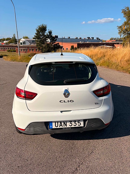 Renault Clio 4 of 11