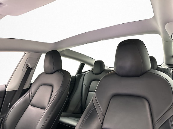 Tesla Model 3 14 of 30