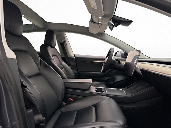 Tesla Model 3 27 of 30