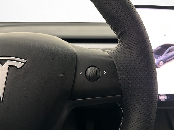 Tesla Model 3 18 of 30