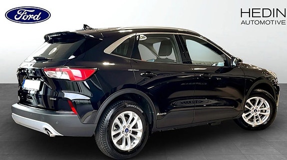 Ford Kuga 2 of 18
