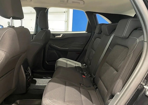Ford Kuga 14 of 18