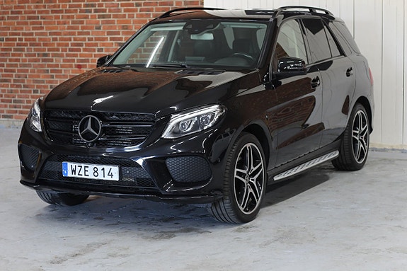 Mercedes-Benz GLE350 d 2 of 22