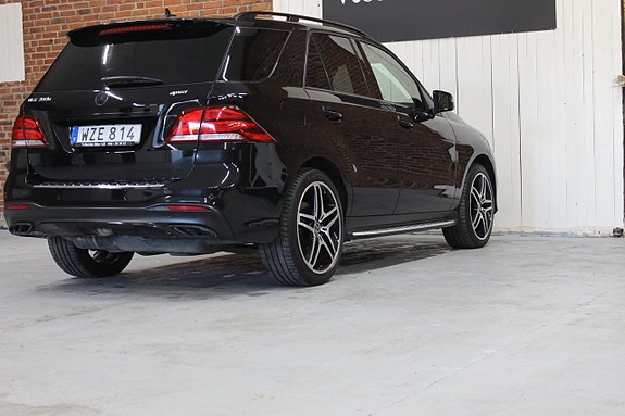 Mercedes-Benz GLE350 d 7 of 22