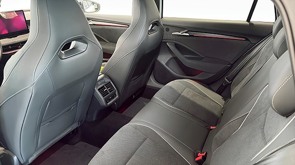 Skoda Superb 8 of 10