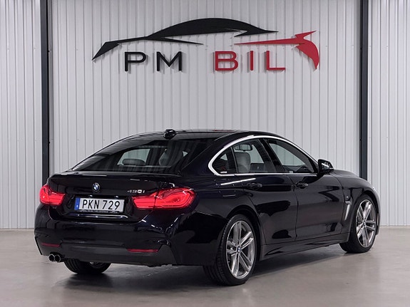 BMW 430i 4 of 29