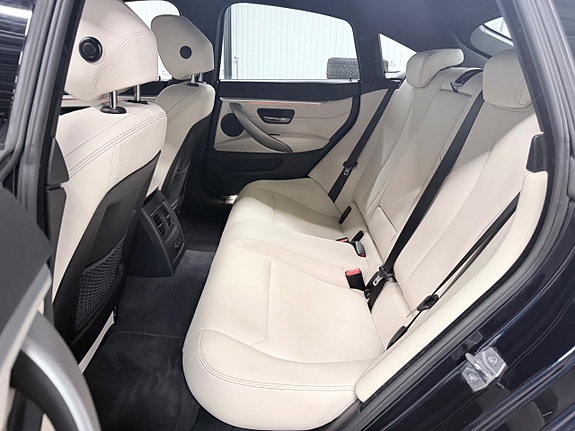 BMW 430i 12 of 29