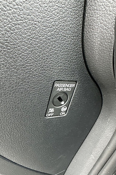 Volkswagen Golf Alltrack 10 of 26