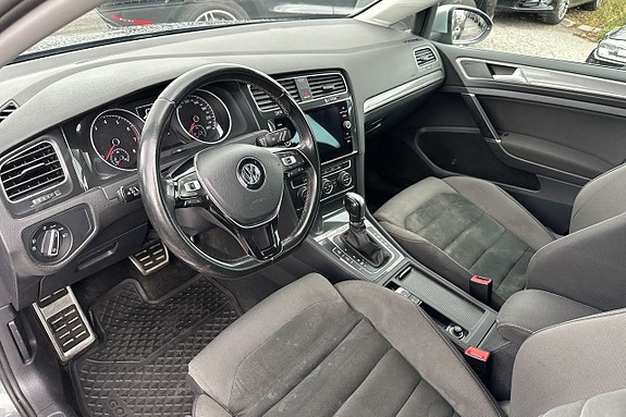 Volkswagen Golf Alltrack 13 of 26
