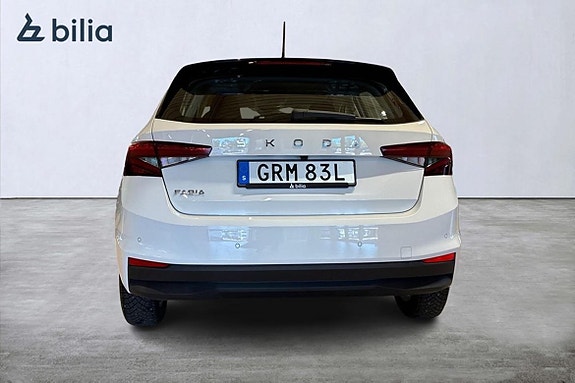 Skoda Fabia 4 of 19