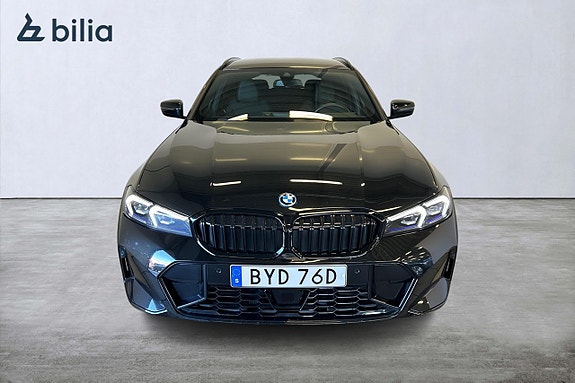 BMW 330e 2 of 25