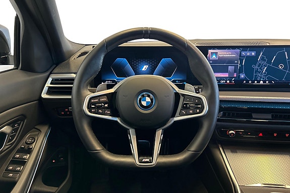 BMW 330e 11 of 25