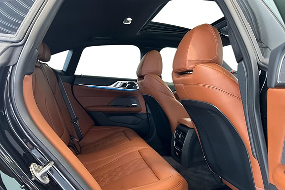 BMW i4 19 of 23