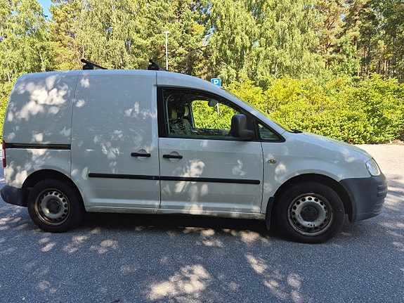 Volkswagen Caddy 10 of 22