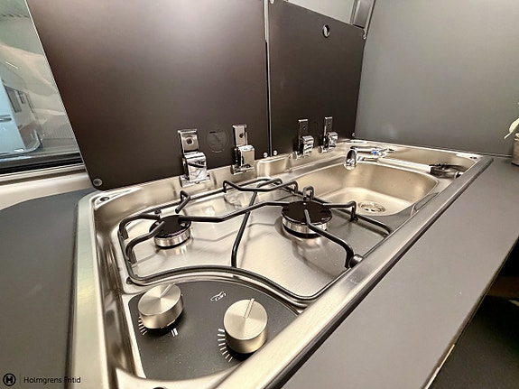Adria Twin Select 640 SGX 10 of 16