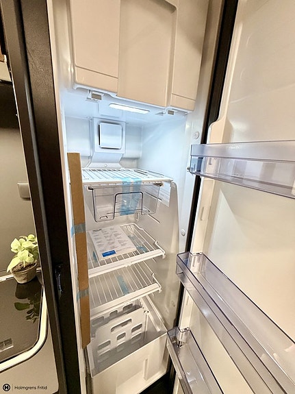 Adria Twin Select 640 SGX 11 of 16