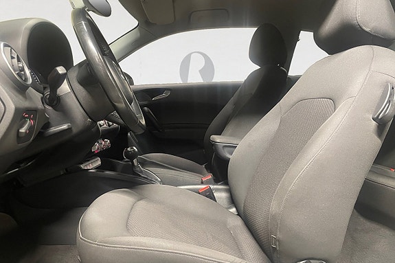 Audi A1 3 of 17