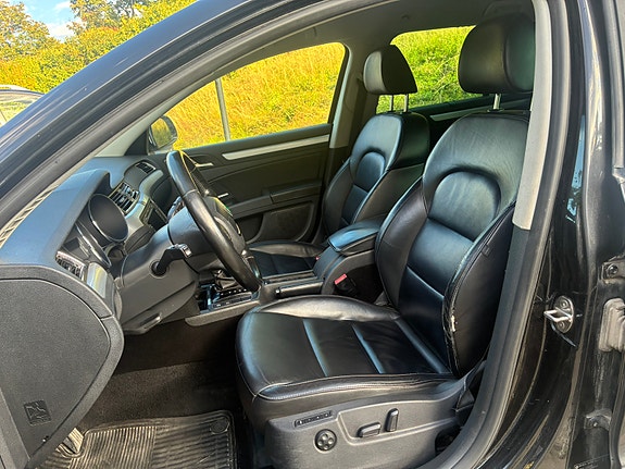 Skoda Superb 7 of 11