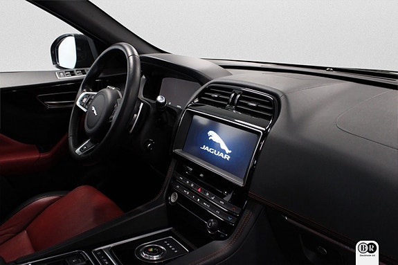 Jaguar F-PACE 5 of 21