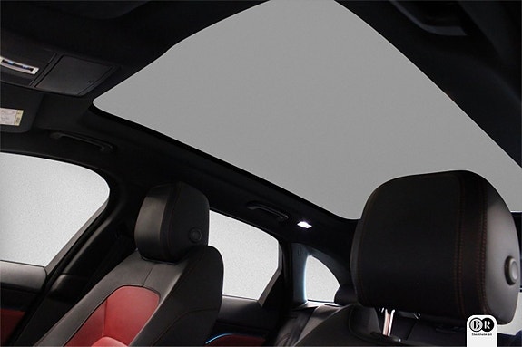 Jaguar F-PACE 19 of 21
