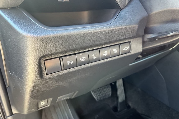 Toyota RAV4 21 of 24