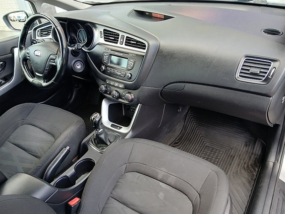 Kia Ceed 15 of 22