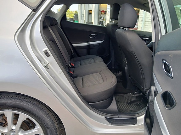 Kia Ceed 14 of 22