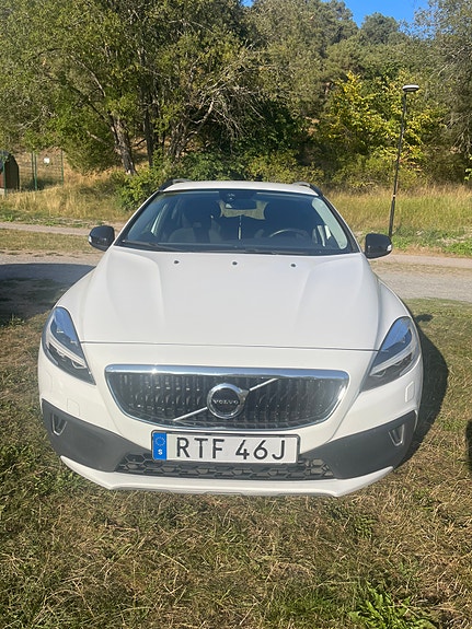 Volvo V40 Cross Country 6 of 11
