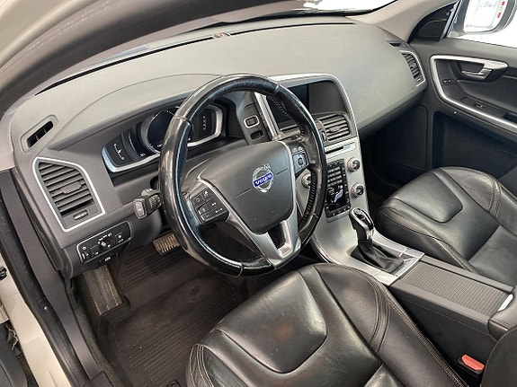 Volvo XC60 6 of 14