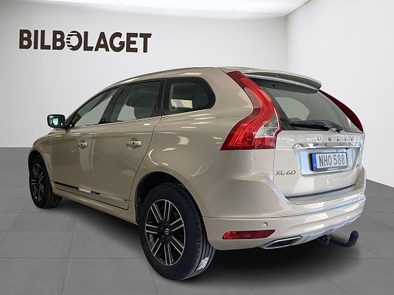 Volvo XC60 3 of 14