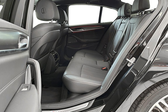 BMW 520d 15 of 30