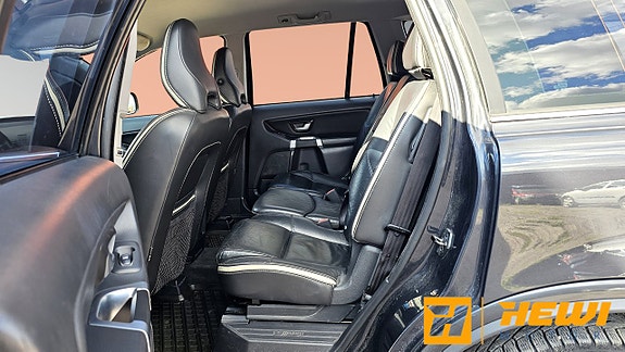 Volvo XC90 9 of 15
