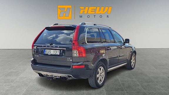 Volvo XC90 4 of 15