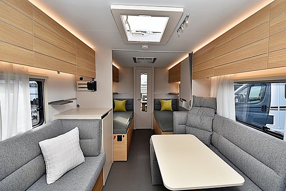 Adria 613 HT Adora, Långbäddar 7 of 27