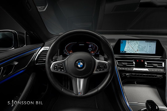 BMW M850i 12 of 20